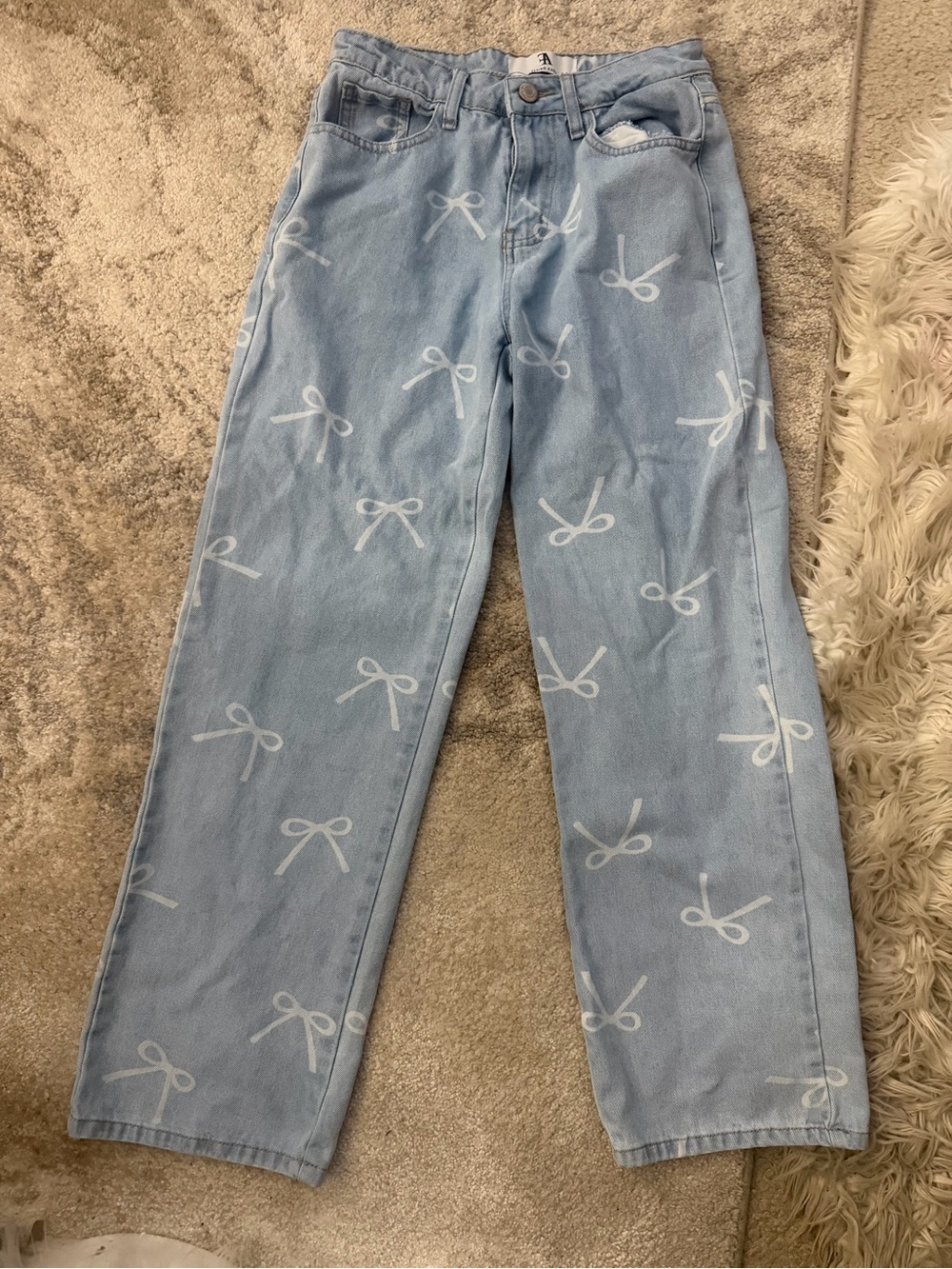 Straight-Leg Light Blue Bow Print Women's Jeans